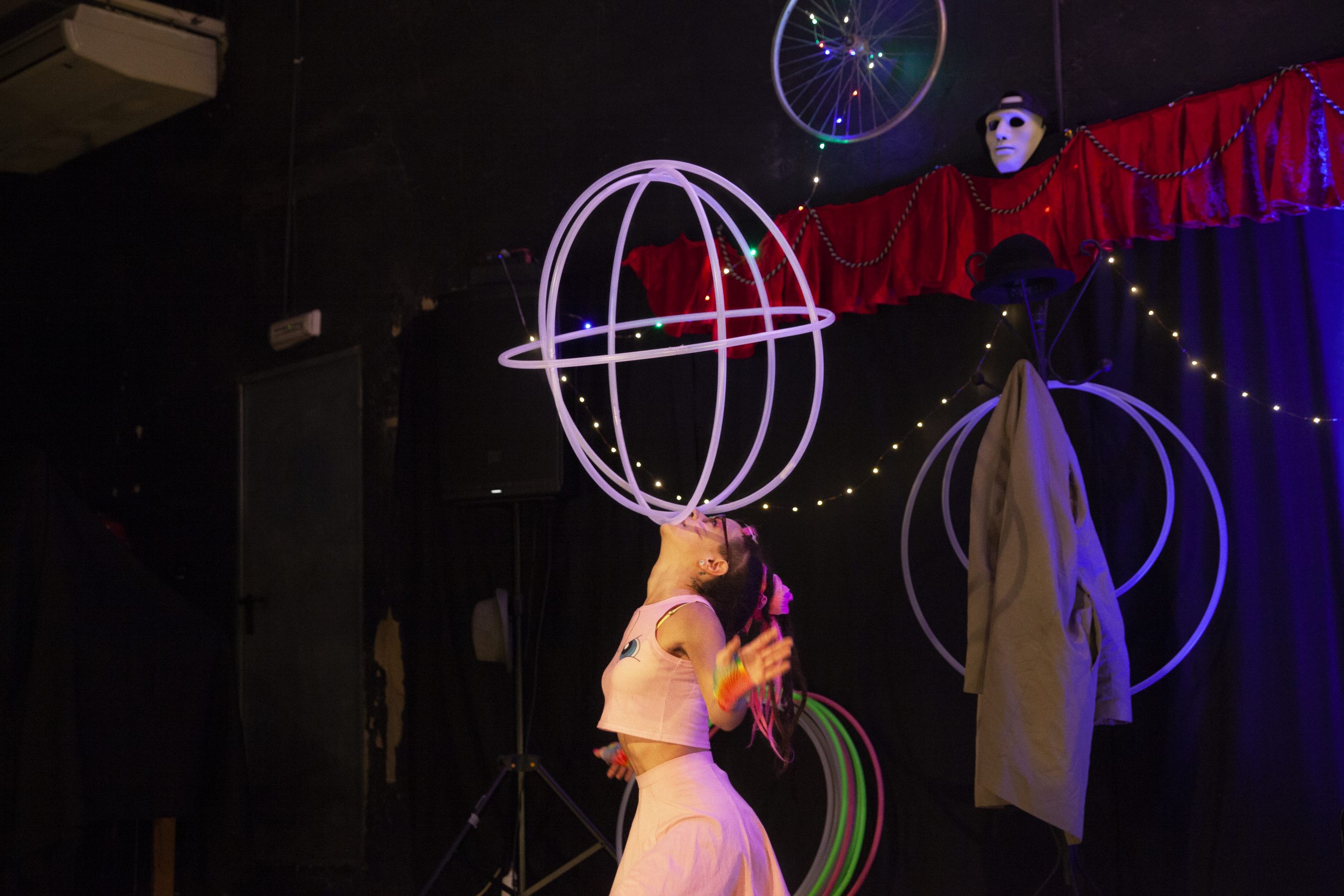 LORENA - 2020.12.13 Cabaret de Circo con Oasis Artístico - Paula Rivas (17)